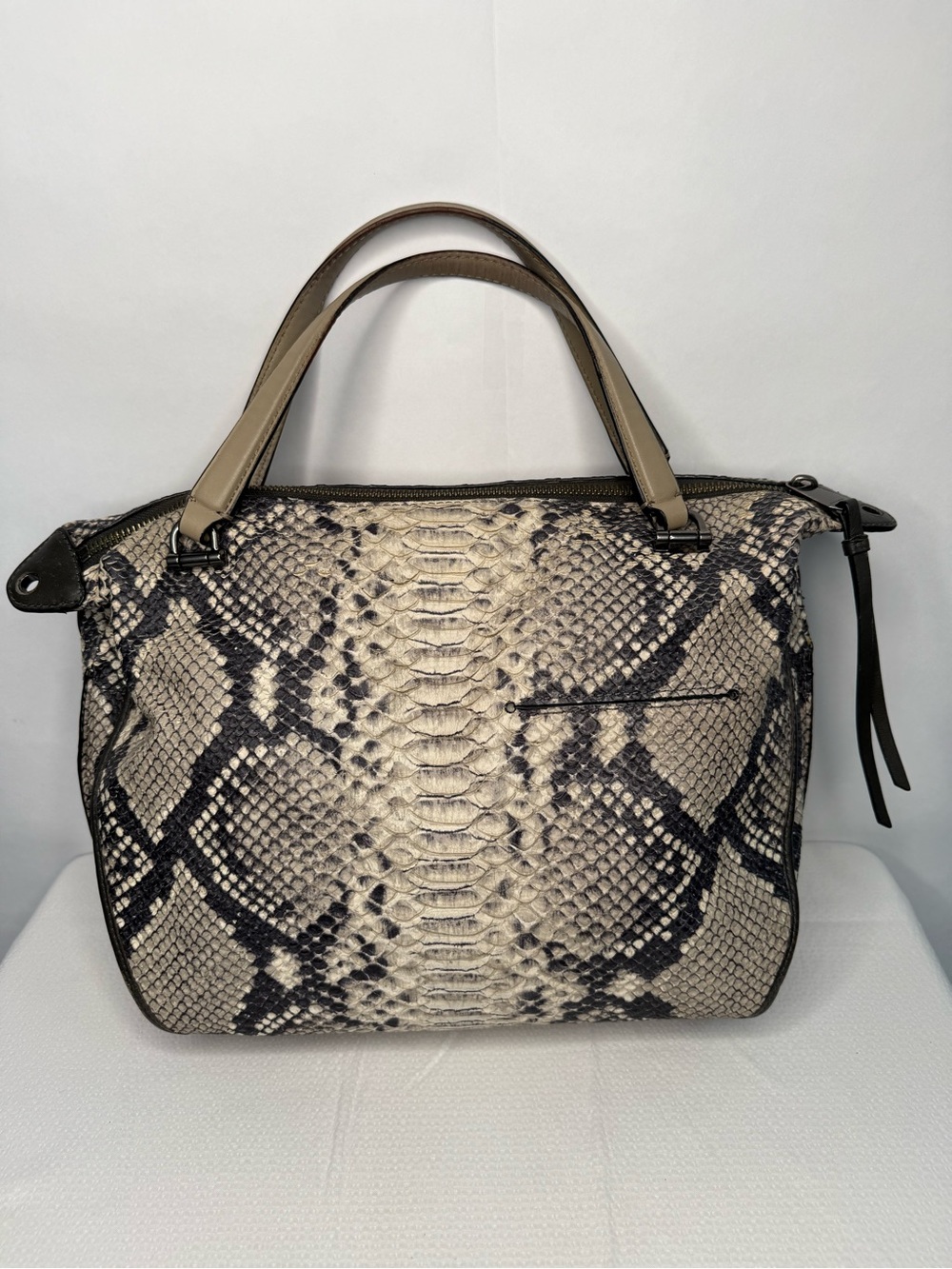Coach Snake-Embossed Leather Beige and Black Hand Bag - Picture 4 of 12